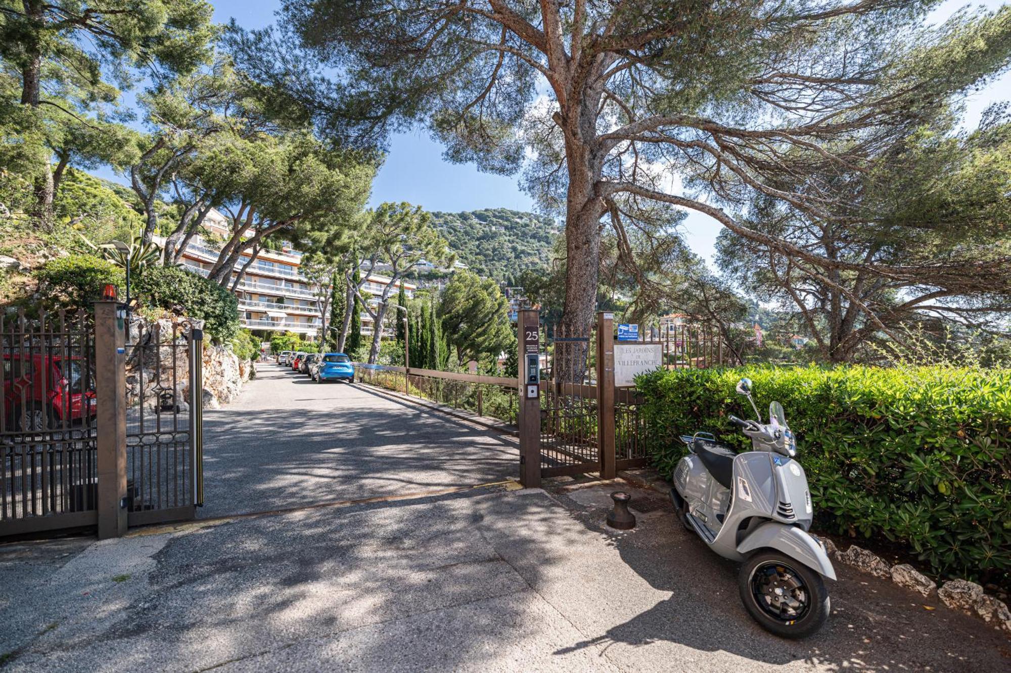 ヴィルフランシュ・シュル・メールExtraordinary Sea View - 1 Bdr With Acアパートメント エクステリア 写真